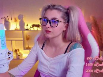 HoneyCherry — Bongacams recorded stream image, 19.04.2025 17:00