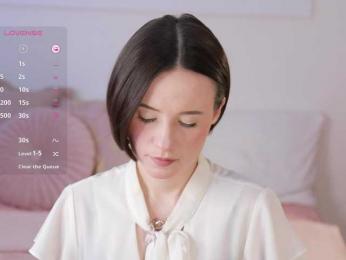 MissEssie — Bongacams recorded stream screenshot (19 Apr 2025)