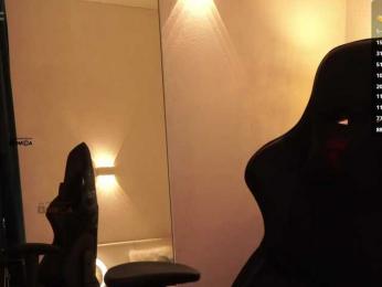 _Q_ — Bongacams recorded stream image, 19.04.2025 19:50
