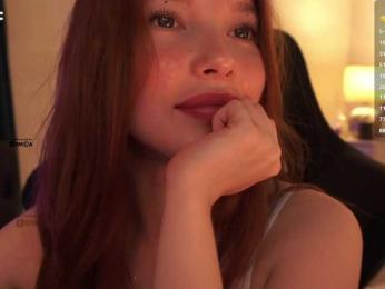 _Q_ — Bongacams recorded stream image, 19.04.2025 19:50