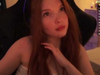 _Q_ — Bongacams recorded stream image, 19.04.2025 19:50