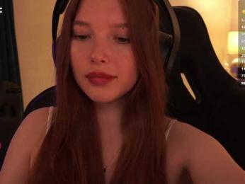 _Q_ — Bongacams recorded stream image, 19.04.2025 19:50