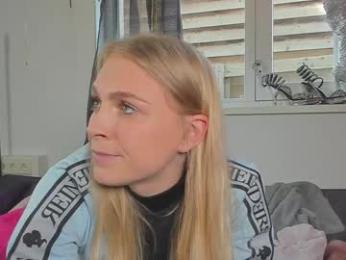 siswet19 — Chaturbate recorded stream image, 20.04.2025 13:50