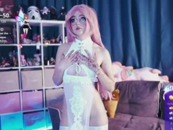 madnessalise — Chaturbate recorded stream screenshot (20 Apr 2025)