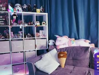 madnessalise — Chaturbate recorded stream screenshot (20 Apr 2025)