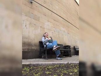 Zlatalata — Bongacams recorded stream image, 21.04.2025 04:50