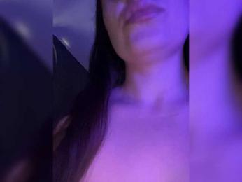 -Hennessy- — Bongacams recorded stream image, 21.04.2025 08:10
