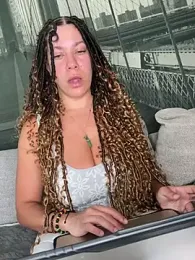 Bigbuttbrooklynn — Stripchat recorded stream image, 21.04.2025 17:10