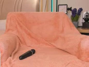 islandladies — Chaturbate recorded stream image, 06.02.2025 02:30