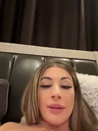 IsabellaEtthan — Stripchat recorded stream image, 21.04.2025 17:10