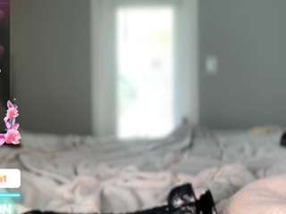 essenceblaque — Camsoda recorded stream image, 22.04.2025 16:50