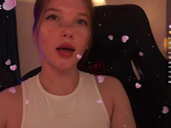 _Q_ — Bongacams recorded stream image, 22.04.2025 19:10