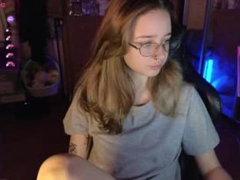 queen_kitty1818 — Chaturbate recorded stream screenshot (23 Apr 2025)