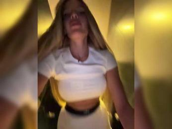 ALVUWKA — Bongacams recorded stream image, 23.04.2025 08:50