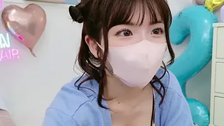 -minami- — Stripchat recorded stream image, 23.04.2025 12:10