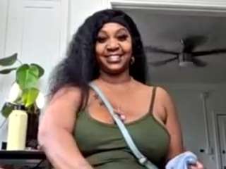 sexysagittarius1212 — Camsoda recorded stream image, 23.04.2025 13:00
