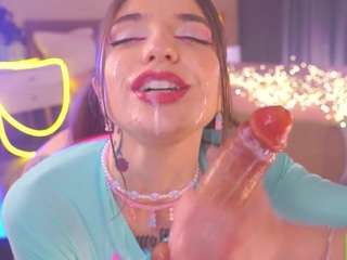 deeptalkss — Camsoda recorded stream image, 24.04.2025 08:00