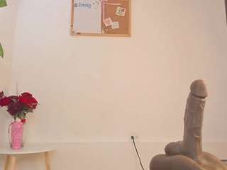 irisallen — Camsoda recorded stream screenshot (24 Apr 2025)