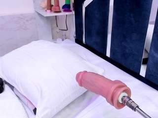 veronicaryan — Camsoda recorded stream image, 24.04.2025 11:40