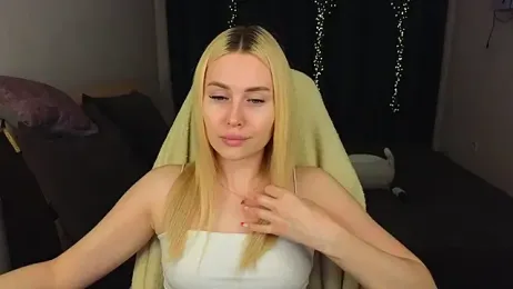 Alenca_hot_sex — Stripchat recorded stream image, 24.04.2025 15:10