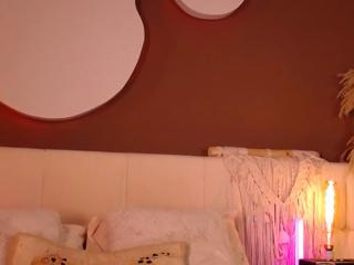 Mia Brooklyn — Flirt4free recorded stream screenshot (24 Apr 2025)