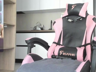 megan-ros — Camsoda recorded stream image, 25.04.2025 04:20