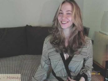 Adamova_Eva — Bongacams recorded stream image, 25.04.2025 17:40