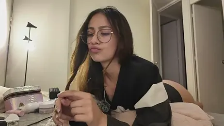 juanasnz99 — Stripchat recorded stream image, 26.04.2025 05:20