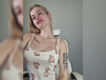 VladaMais — Bongacams recorded stream image, 26.04.2025 10:20