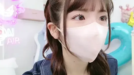 -minami- — Stripchat recorded stream image, 27.04.2025 03:00