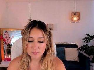 dina-ride — Camsoda recorded stream screenshot (27 Apr 2025)