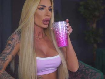 RaquelleVon — Bongacams recorded stream image, 27.04.2025 15:10