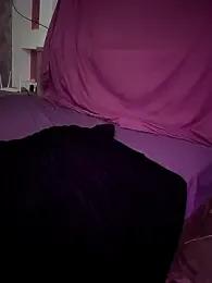 Zeina2024 — Stripchat recorded stream image, 28.04.2025 01:50