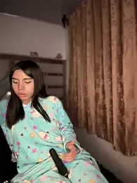 Laura-Khalifa — Stripchat recorded stream image, 28.04.2025 05:00