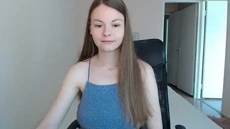AnnaSweet18 — Stripchat recorded stream image, 28.04.2025 10:10