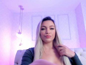 milaowens — Bongacams recorded stream screenshot (28 Apr 2025)