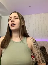 HotCaramellsTV — Stripchat recorded stream image, 28.04.2025 08:40