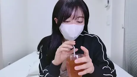 Yurie_ — Stripchat recorded stream screenshot (28 Apr 2025)