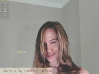 Adamova_Eva — Bongacams recorded stream image, 28.04.2025 17:50