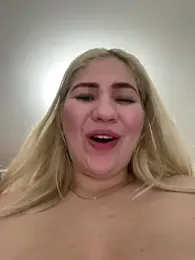 Celestedubois — Stripchat recorded stream image, 28.04.2025 23:00