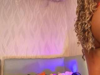 begoniia — Camsoda recorded stream image, 29.04.2025 03:00