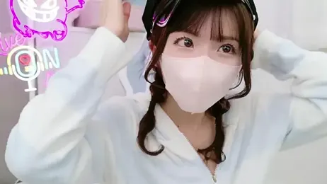 -minami- — Stripchat recorded stream image, 29.04.2025 12:00