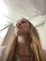 Porn_cornn — Stripchat recorded stream image, 29.04.2025 11:50