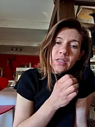 Lina_lou4 — Stripchat recorded stream image, 29.04.2025 15:20