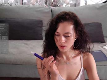 Taanni — Bongacams recorded stream screenshot (07 Feb 2025)