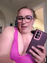 Canadian_BBW — Stripchat recorded stream screenshot (29 Apr 2025)