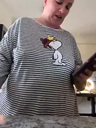 Canadian_BBW — Stripchat recorded stream screenshot (29 Apr 2025)