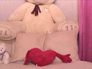 Naomi Bea — Flirt4free recorded stream screenshot (07 Feb 2025)