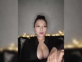 Goldlove10 — Bongacams recorded stream screenshot (30 Apr 2025)