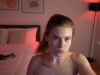 chloewildd — Chaturbate recorded stream image, 30.04.2025 17:20